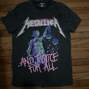 Metallica shirt